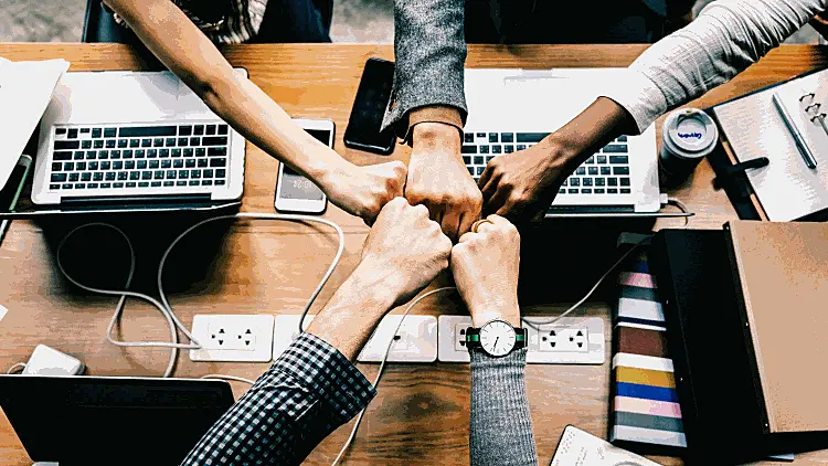 is-arkadasim-bir-robot