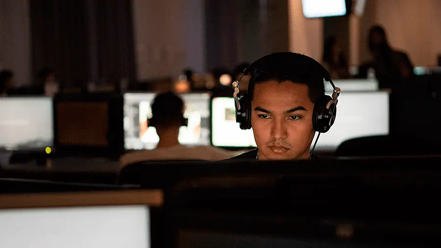 Опыт Jivo: почему мы не советуем разделять чат и обратный звонок?