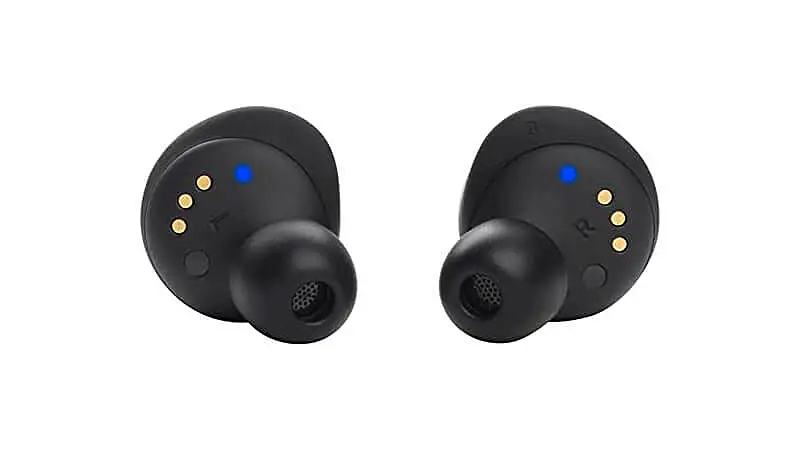 imagem que mostra um par do JBL Tour Pro+