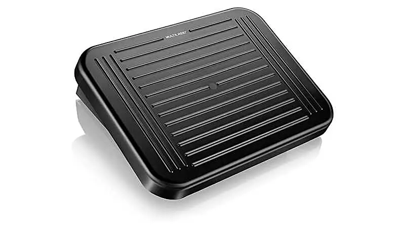 imagem de um apoio ergonômico para os pés da Multilaser