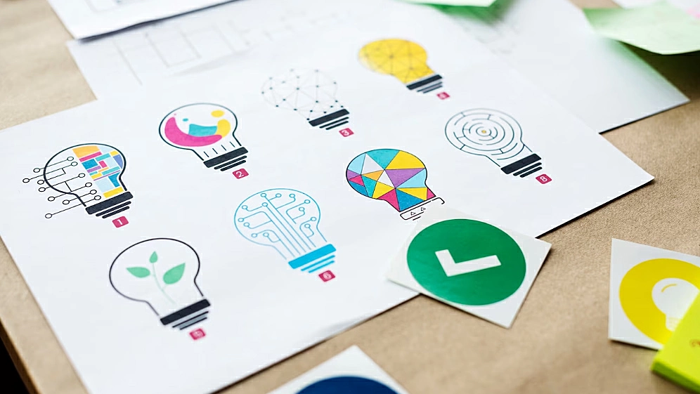 Dibujos de lámparas representando ideas