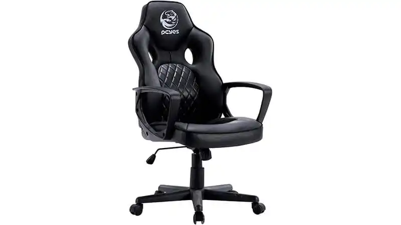 imagem de uma cadeira gamer MAD Racer da PCyes na cor preta