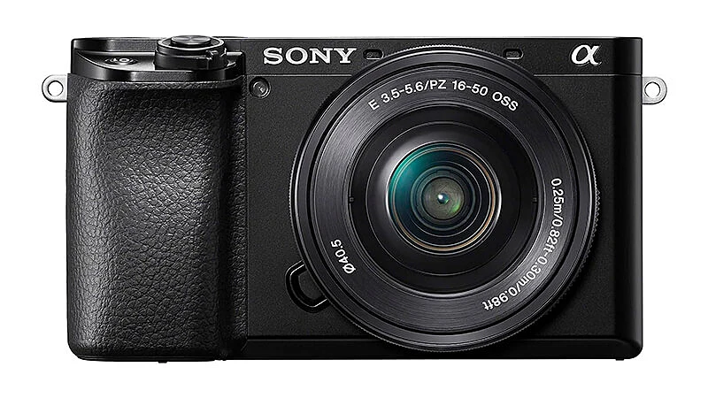 foto de uma câmera fotográfica compacta Sony A6000