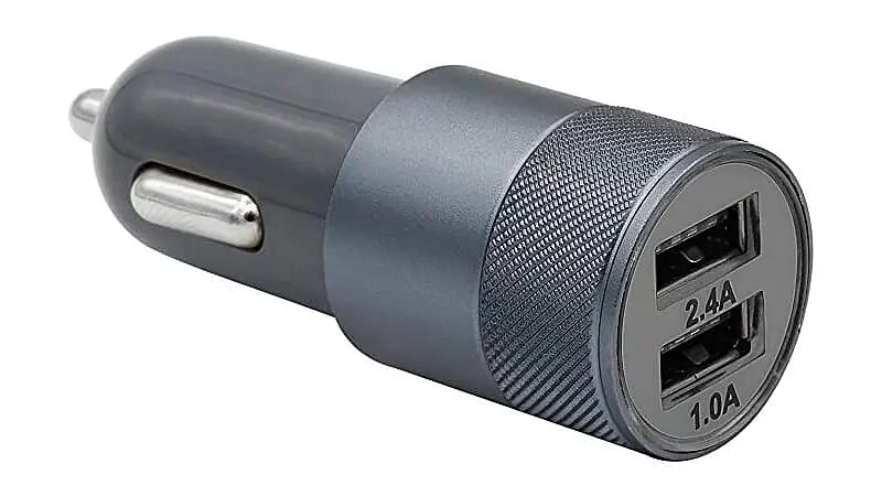 foto de um carregador veicular Geonav na cor cinza com duas saídas USB-A