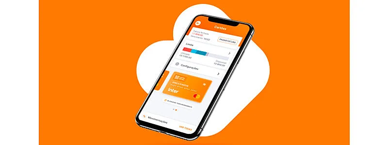 celular mostrando o cartão virtual inter