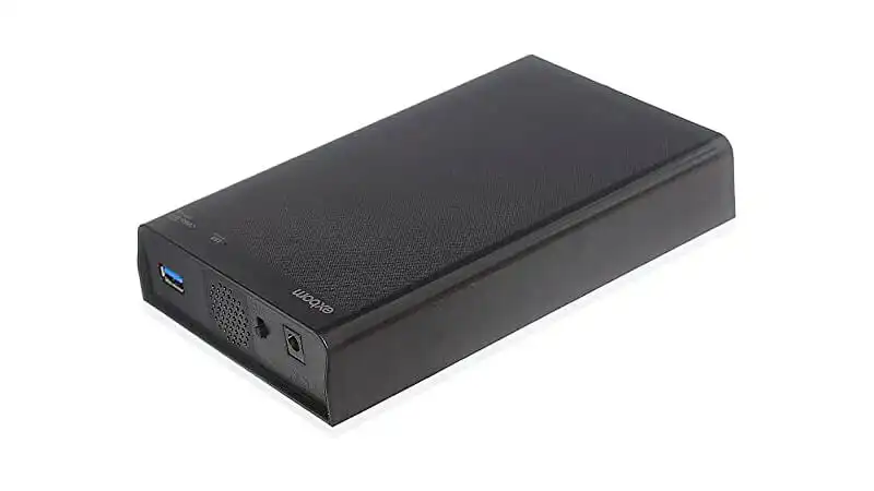 Case para HD Externo imagem de um case para HD de 3.5 polegadas Exbom na cor preta