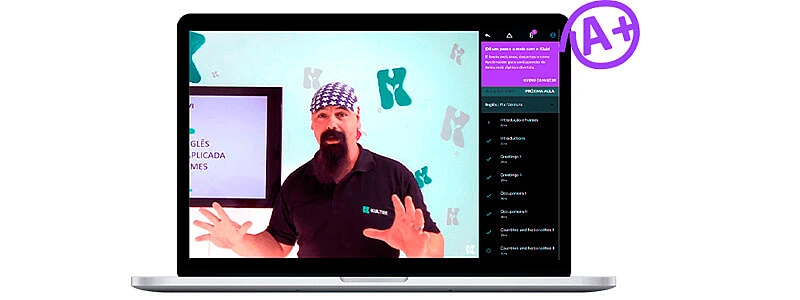 notebook mostrando o ambiente de aprendizado e uma video aula do curso de inglês online gratuito da kultivi