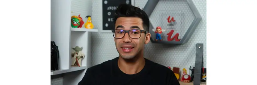 instrutor do curso full stack em seu escritório