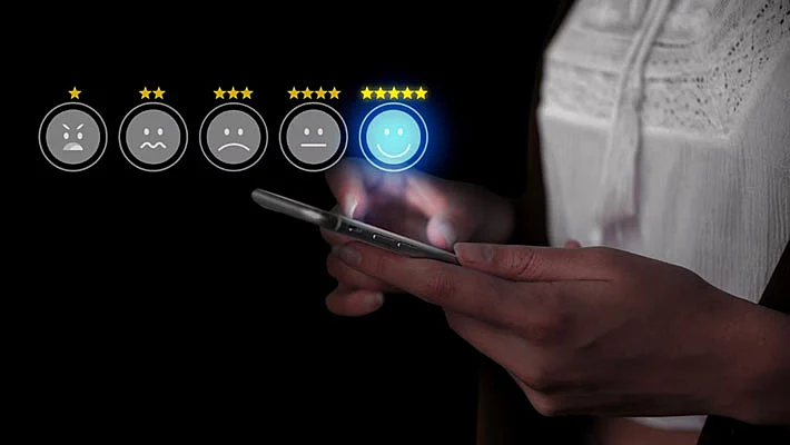 Foto con ilustración concepto de satisfacción del cliente o NPS