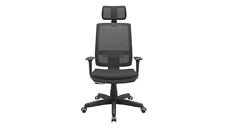 imagem de uma cadeira presidente Brizza da Plasmetal na cor preta