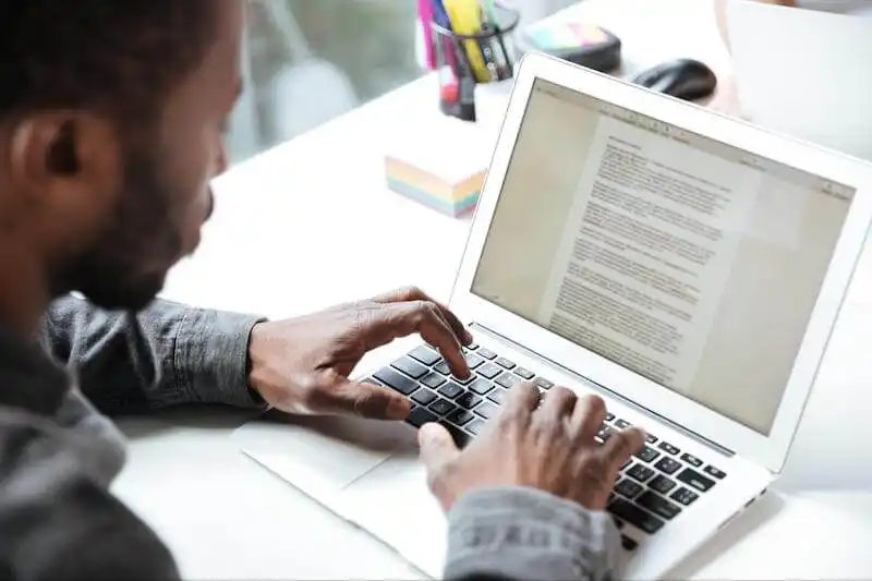 Man using a notebook