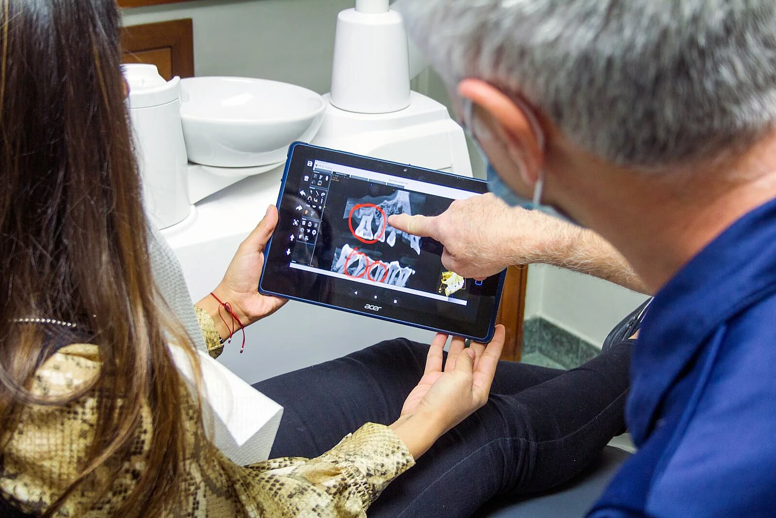 enhancing-patient-engagement-with-ai-powered-communications