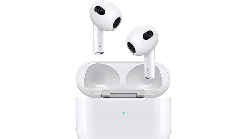 imagem de um fone de ouvido intra-auricular AirPods na cor branca saindo de dentro do case de carregamento