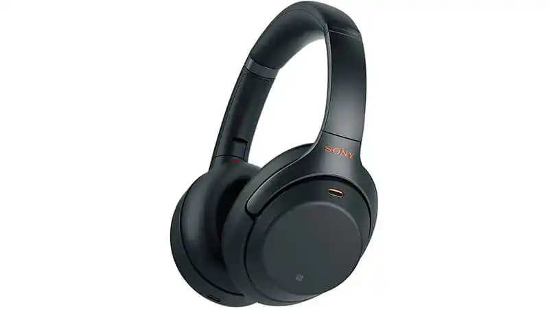 imagem de um fone de ouvido Sony WH 1000XM3 na cor preta