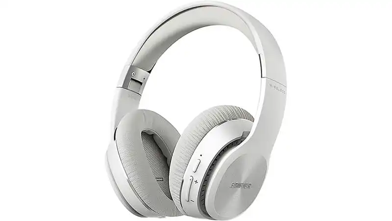 imagem de um fone de ouvido Edifier W820BT na cor branca