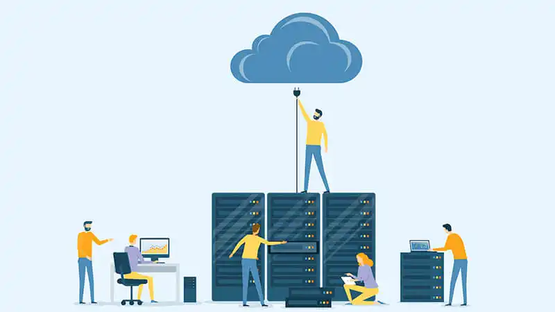 Imagem de uma pessoa conectando um servidor em uma núvem