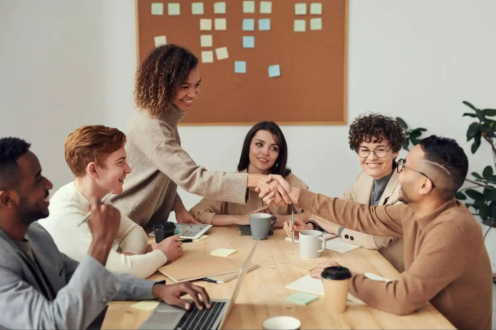 how-to-retain-top-talent-in-small-businesses