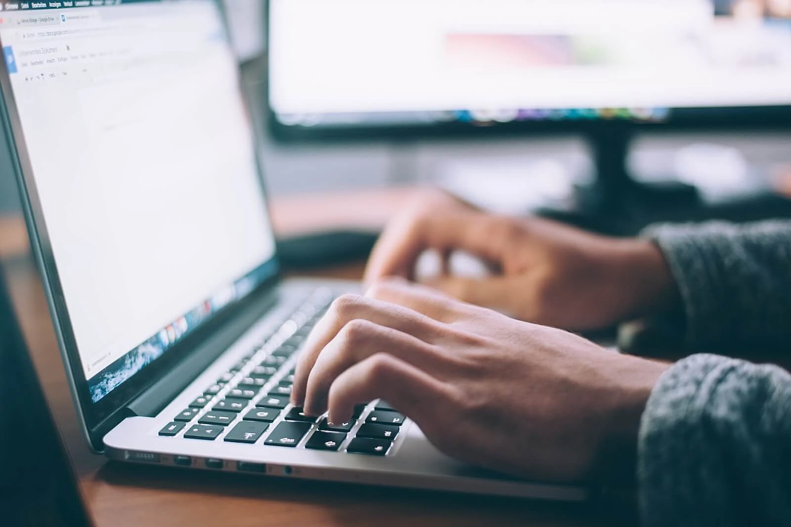 how-to-write-a-thank-you-email-after-an-interview