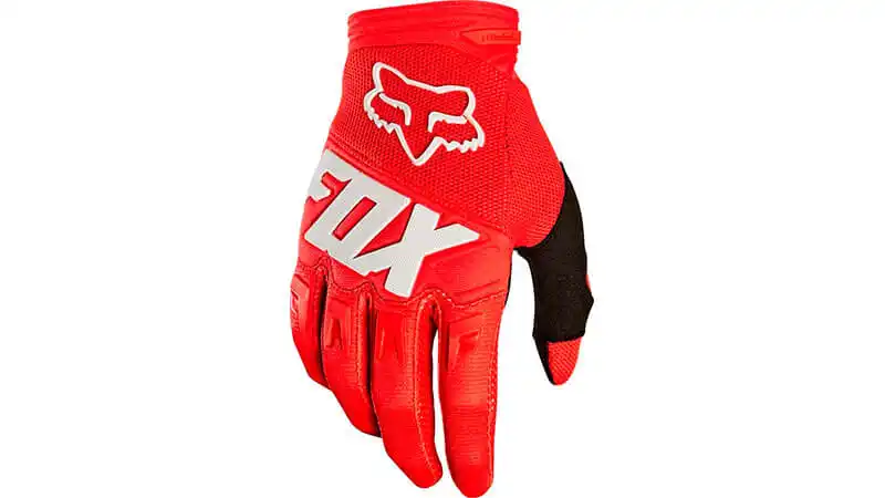imagem de uma luva de motocross Dirtpaw da Fox Racing na cor vermelha, branca e preta