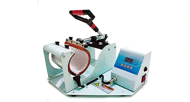 foto de uma prensa térmica de caneca Astro Mix