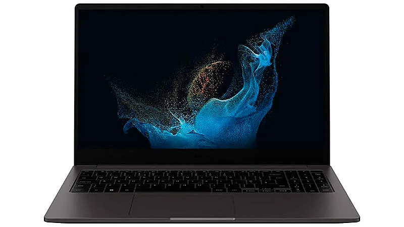 foto do notebook Samsung Book NP550XDA-KS1BR na cor preta