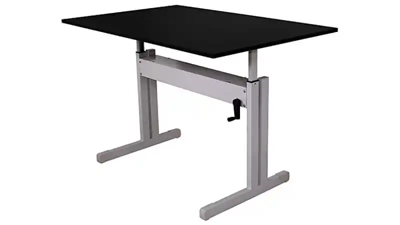foto de uma mesa com regulagem de altura manual Wp Connect com tampo de madeira na cor preta