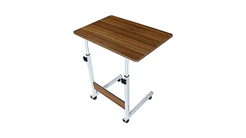 imagem de uma mesa com regulagem de altura para notebook da Vedor com tampo de madeira