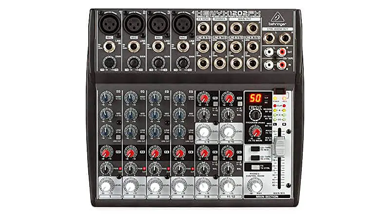 imagem de uma mesa de som Behringer vista de cima