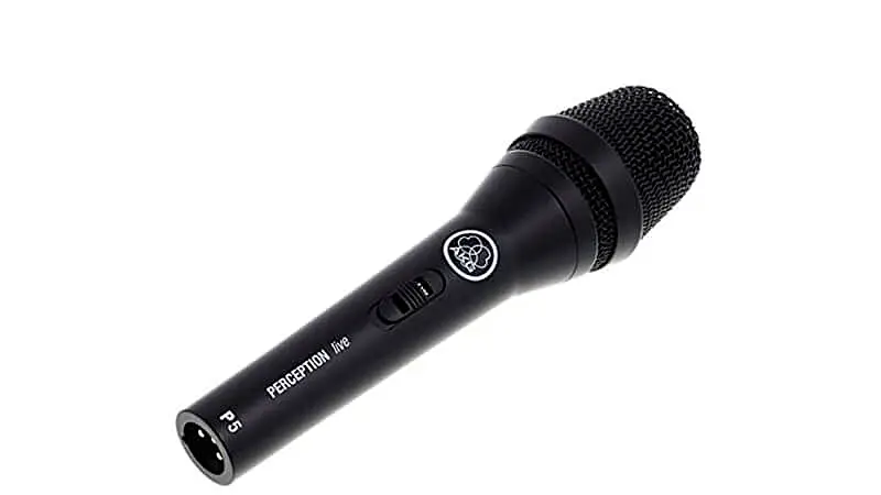 imagem de um microfone AKG P5