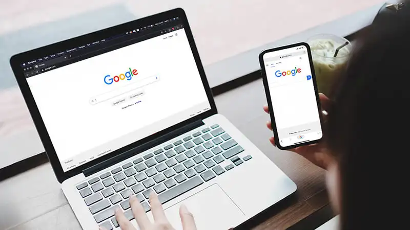 minha lista de Interesses Google Foto de um notebook aberto no site do Google