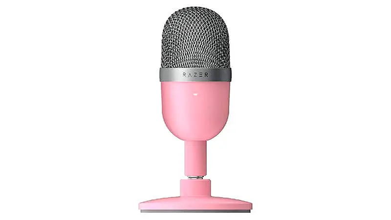 imagem de um mini microfone Razer Seiren na cor rosa