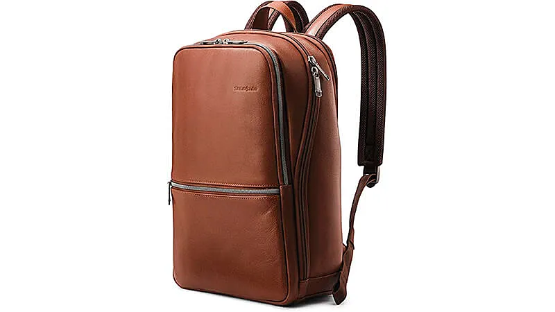 imagem de uma mochila de couro Samsonite na cor marrom