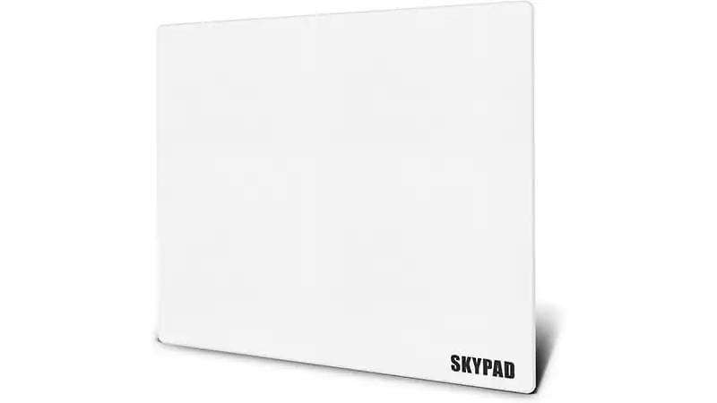 imagem de um mousepad gamer SkyPAD na cor branca