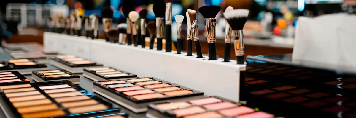 nombres-para-tiendas-de-maquillaje