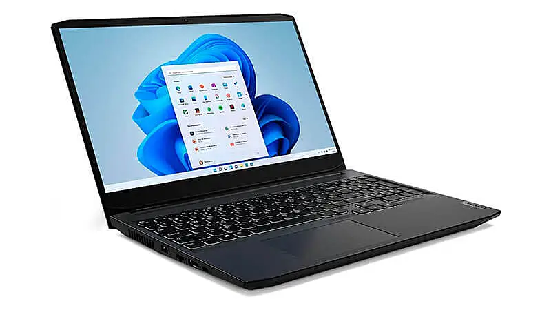 foto do notebook Lenovo Gaming 3i na preta com a tela aberta e teclado iluminado com LED branco