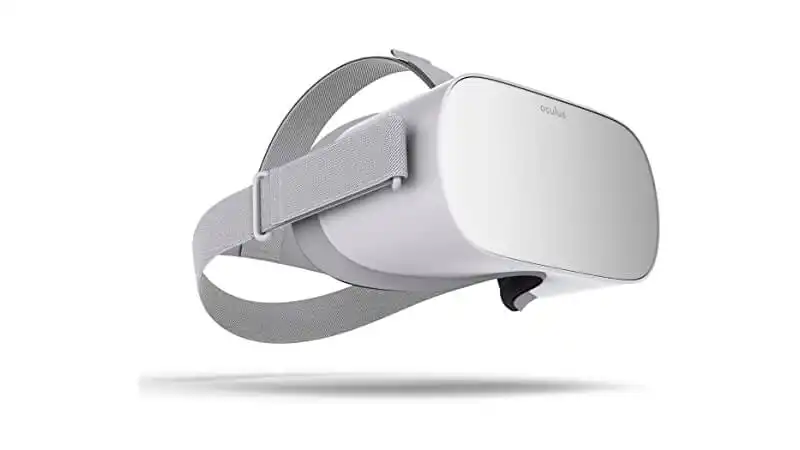 imagem que mostra um Oculus GO na cor branca