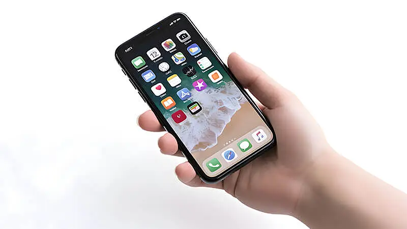 foto de um celular com um papel de parede azul