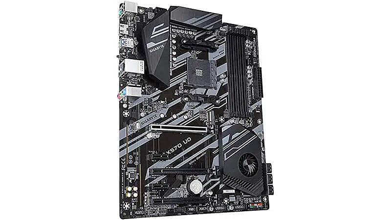 imagem de uma placa mãe da Gigabyte X570