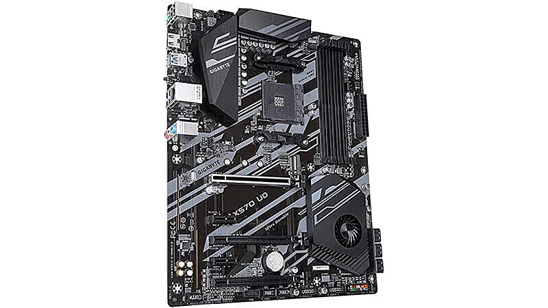 imagem de uma placa mãe da Gigabyte X570