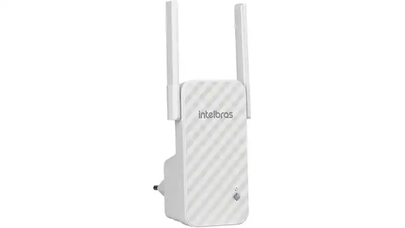 imagem de um repetidor de sinal wi-fi da Intelbras na cor branca com duas antenas
