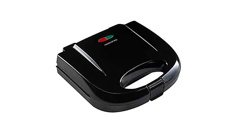 imagem de uma sanduicheira Agratto na cor preta