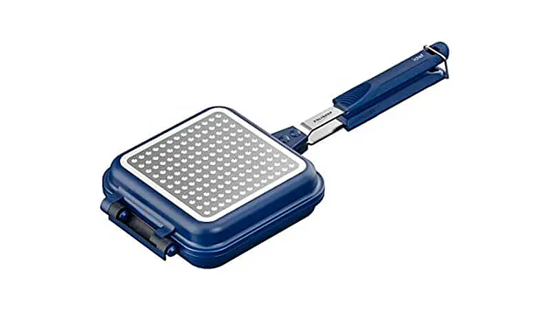 imagem de uma sanduicheira manual Polishop ICHEF na azul