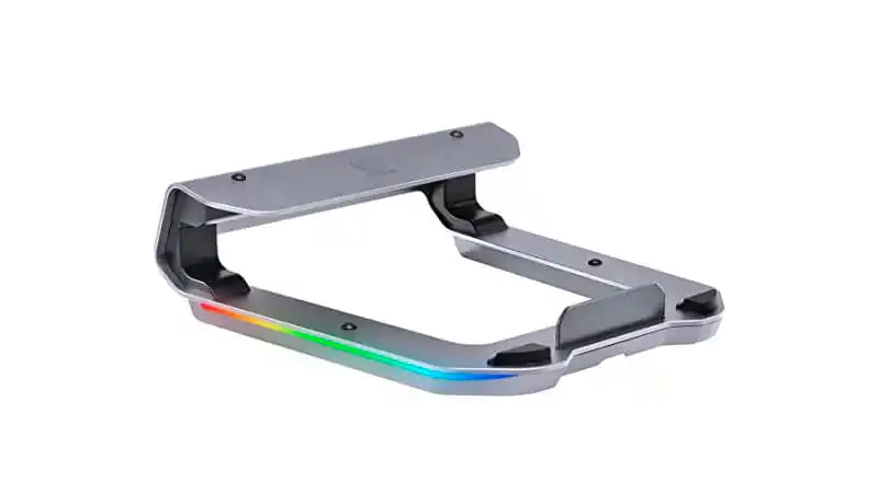 Suporte para Notebook PCYes imagem de um suporte para notebook da PCYes na cor preta e com iluminação RGB na lateral