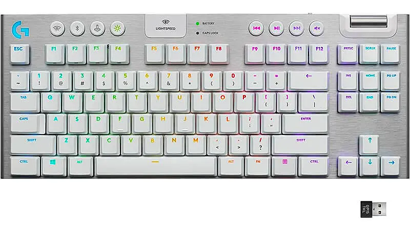 imagem de um teclado mecânico Logitech G915 na cor cinza com iluminação RGB