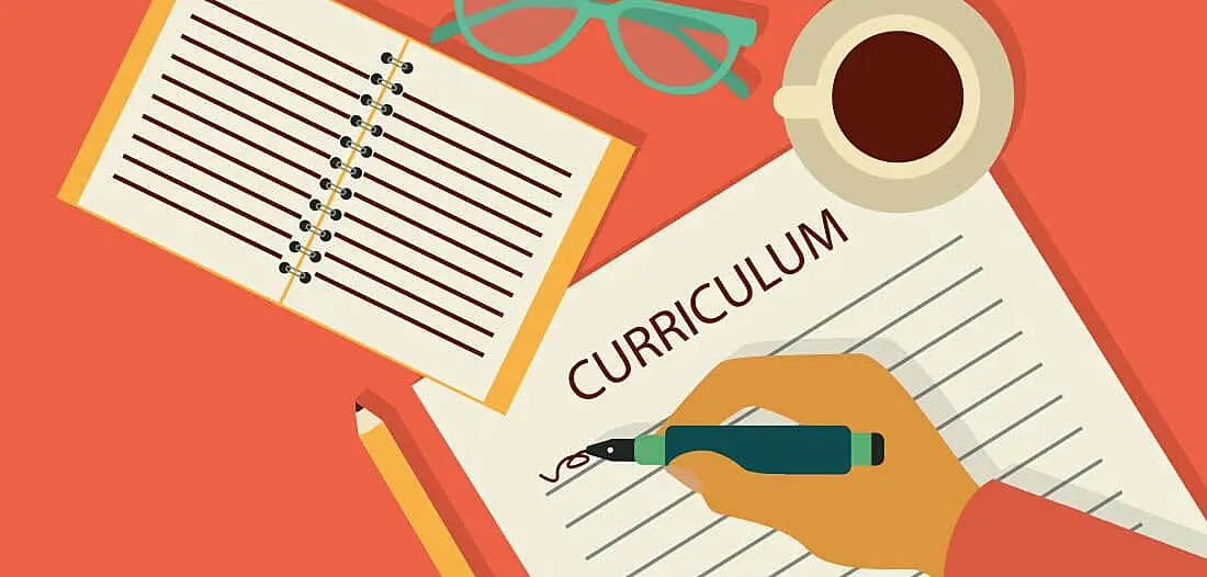 vantagens-construir-curriculo-online