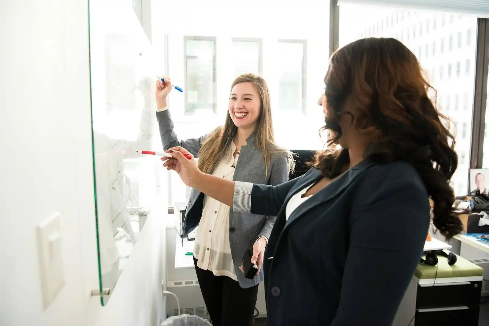 ways-to-boost-morale-and-performance-in-the-workplace