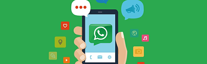 Uma arte de um celular com o símbolo do WhatsApp no centro e vários balões de mensagem e áudio