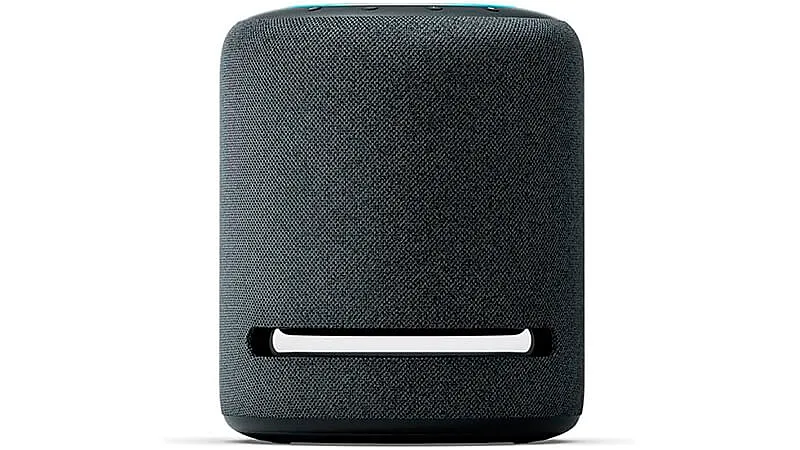 foto de um Echo Studio na cor preta